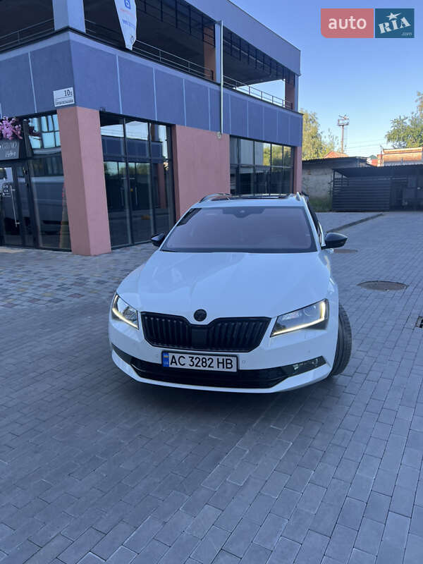 Универсал Skoda Superb 2017 в Луцке