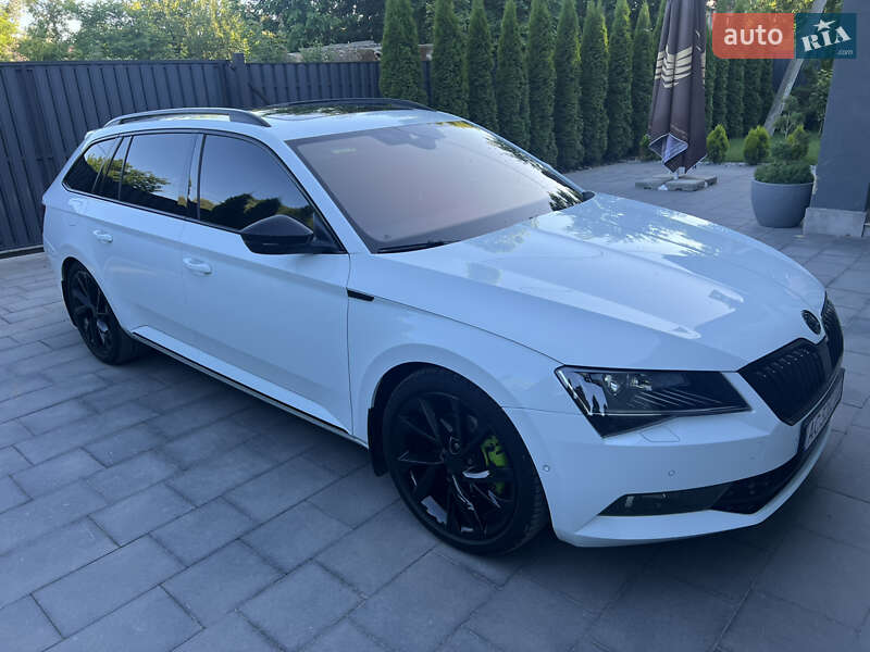 Универсал Skoda Superb 2017 в Луцке