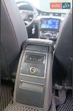 Лифтбек Skoda Superb 2010 в 