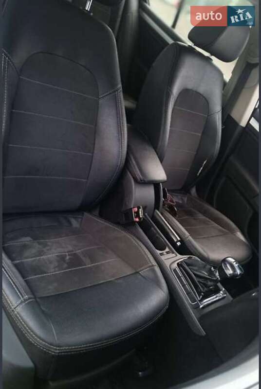 Лифтбек Skoda Superb 2010 в Кропивницком