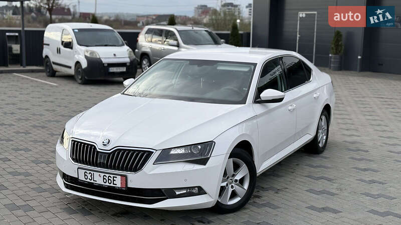Skoda Superb 2019