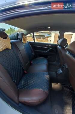 Лифтбек Skoda Superb 2003 в 