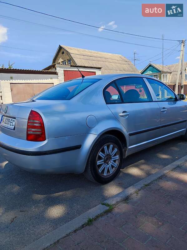Ліфтбек Skoda Superb 2003 в Калинівці