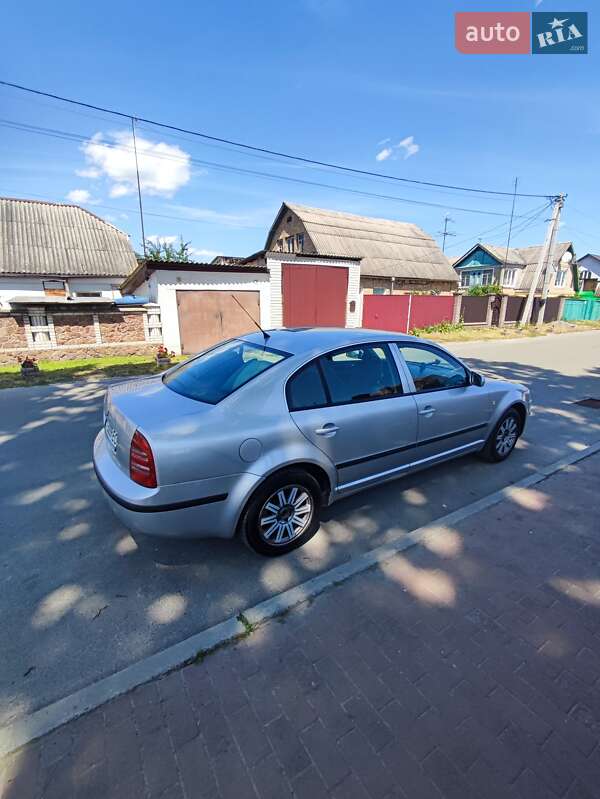 Ліфтбек Skoda Superb 2003 в Калинівці