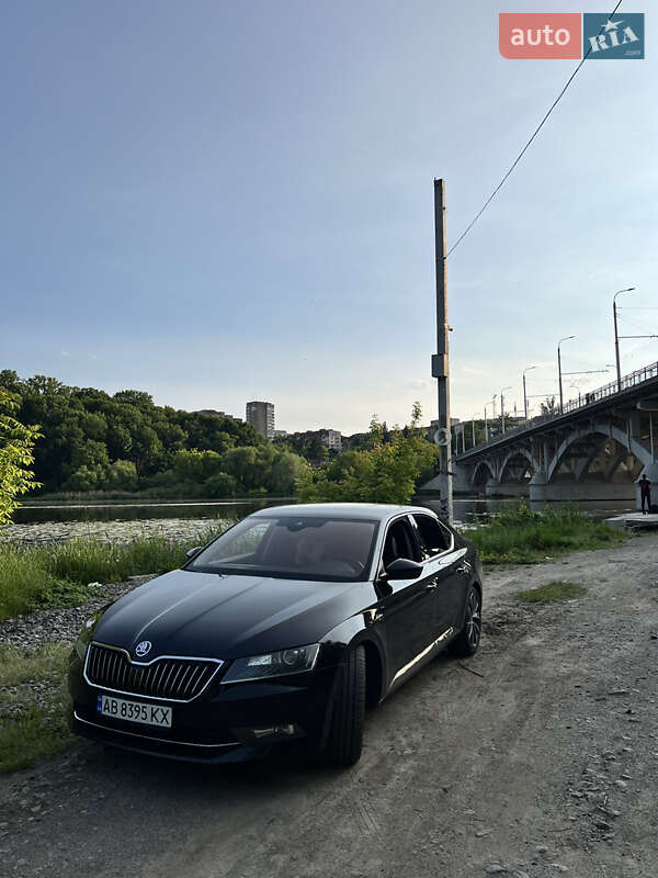 Лифтбек Skoda Superb 2016 в Жмеринке