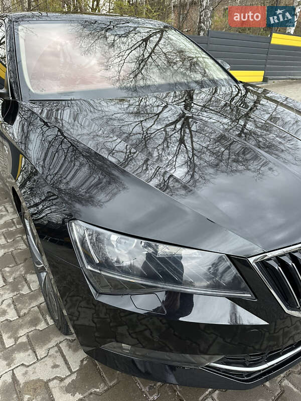 Лифтбек Skoda Superb 2016 в Жмеринке