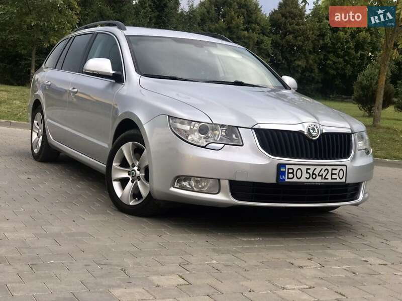 Універсал Skoda Superb 2013 в Тернополі