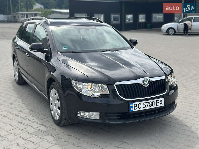 Skoda Superb 2011