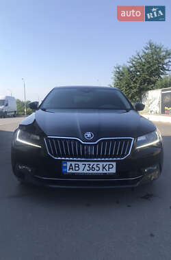 Лифтбек Skoda Superb 2015 в Виннице