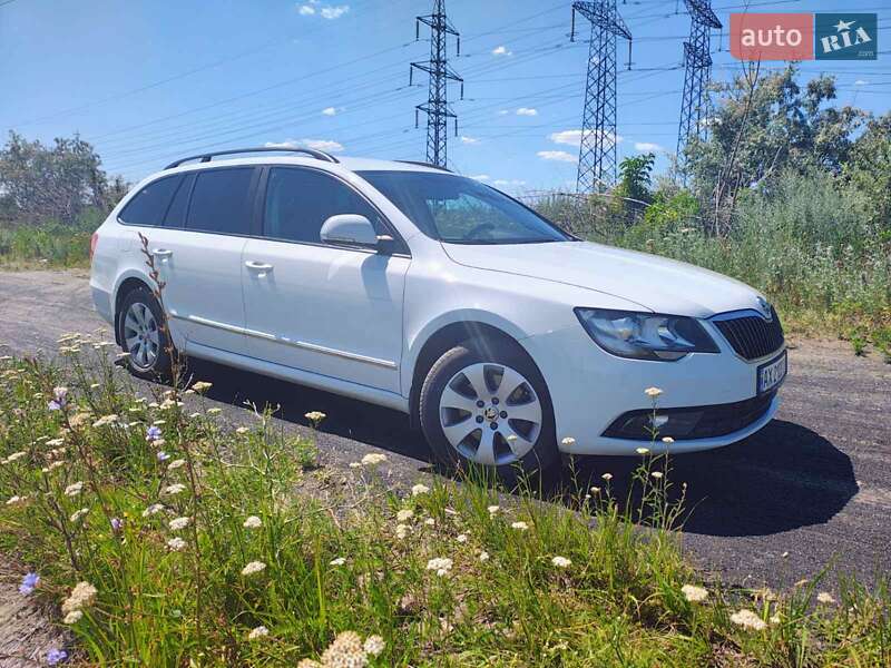 Универсал Skoda Superb 2014 в Слобожанском