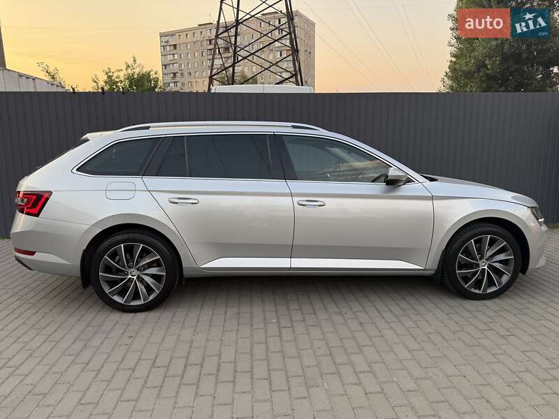 Универсал Skoda Superb 2020 в 