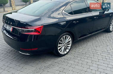 Ліфтбек Skoda Superb 2021 в 