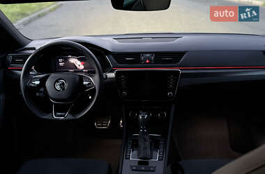Лифтбек Skoda Superb 2020 в 