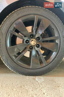 Лифтбек Skoda Superb 2020 в 