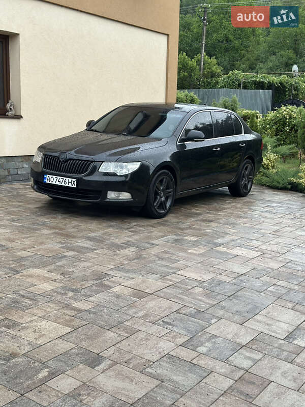Лифтбек Skoda Superb 2008 в 