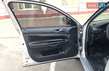 Лифтбек Skoda Superb 2006 в 
