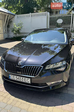 Лифтбек Skoda Superb 2017 в 