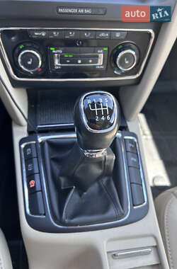 Универсал Skoda Superb 2014 в 