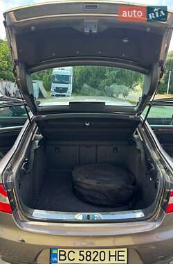 Лифтбек Skoda Superb 2012 в 