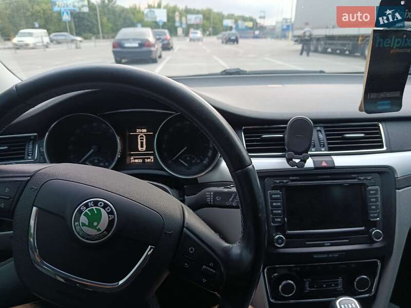 Универсал Skoda Superb 2011 в Хмельницком