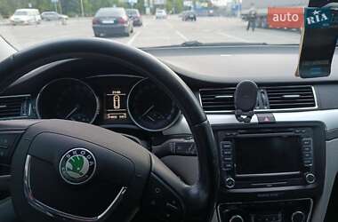 Универсал Skoda Superb 2011 в 