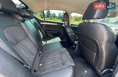 Лифтбек Skoda Superb 2015 в 