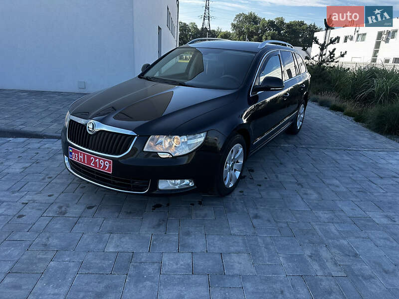 Универсал Skoda Superb 2010 в Луцке