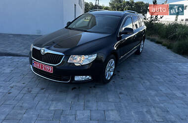 Универсал Skoda Superb 2010 в 