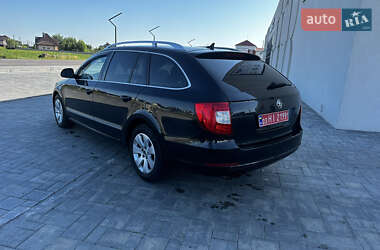 Универсал Skoda Superb 2010 в 