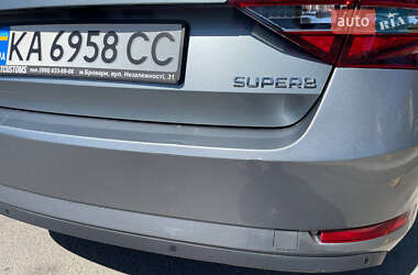 Лифтбек Skoda Superb 2018 в 