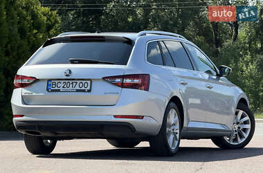 Универсал Skoda Superb 2017 в 
