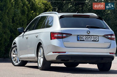 Универсал Skoda Superb 2017 в 