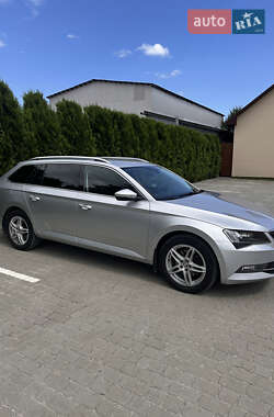 Универсал Skoda Superb 2018 в 
