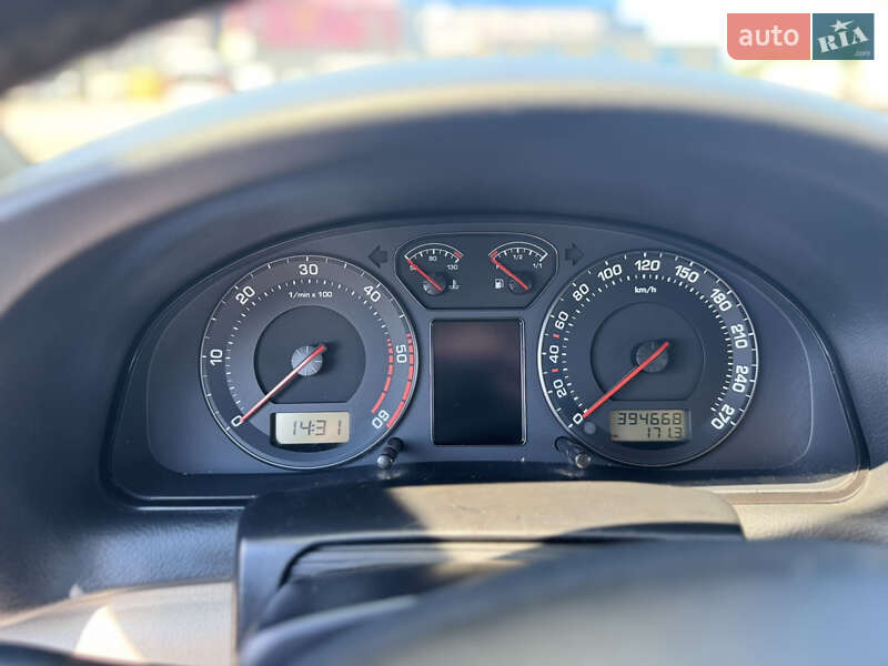 Ліфтбек Skoda Superb 2006 в Києві