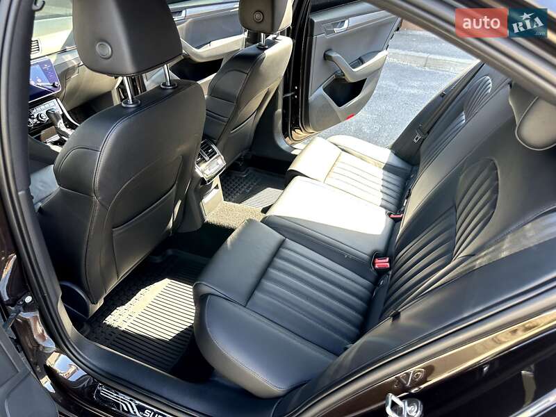 Ліфтбек Skoda Superb 2019 в Дніпрі