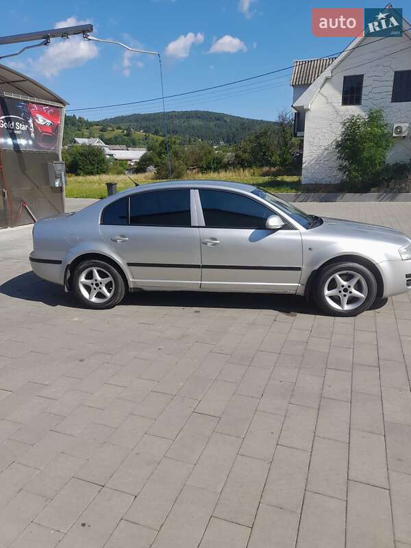 Skoda Superb 2007