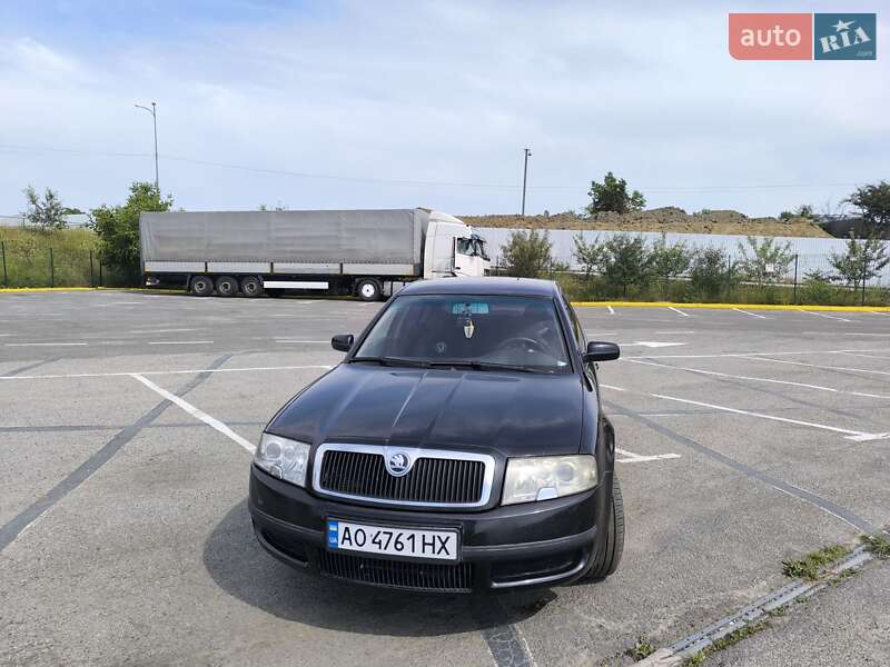 Skoda Superb 2004
