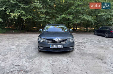 Универсал Skoda Superb 2013 в 