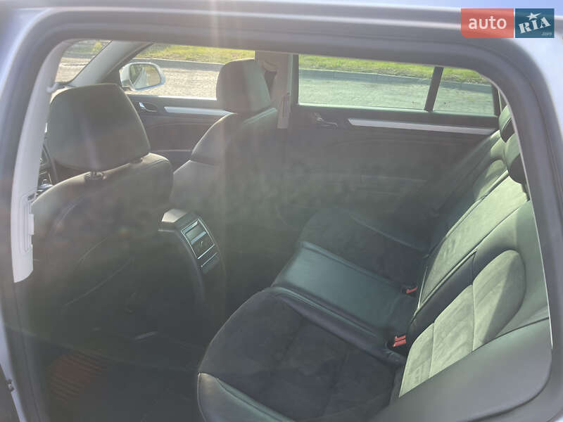 Универсал Skoda Superb 2013 в Радивилове
