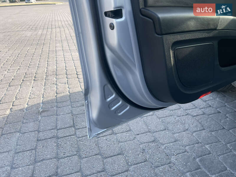 Универсал Skoda Superb 2013 в Радивилове