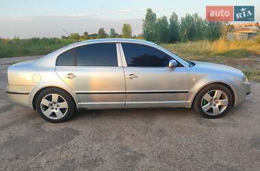 Ліфтбек Skoda Superb 2006 в 