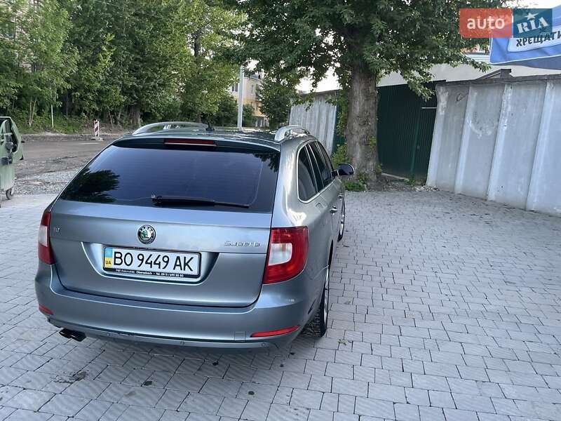 Универсал Skoda Superb 2010 в Тернополе
