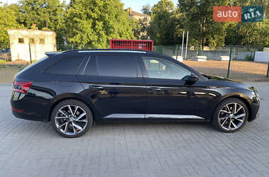Универсал Skoda Superb 2021 в 