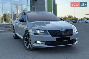 Лифтбек Skoda Superb 2018 в 