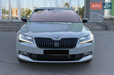 Лифтбек Skoda Superb 2018 в 