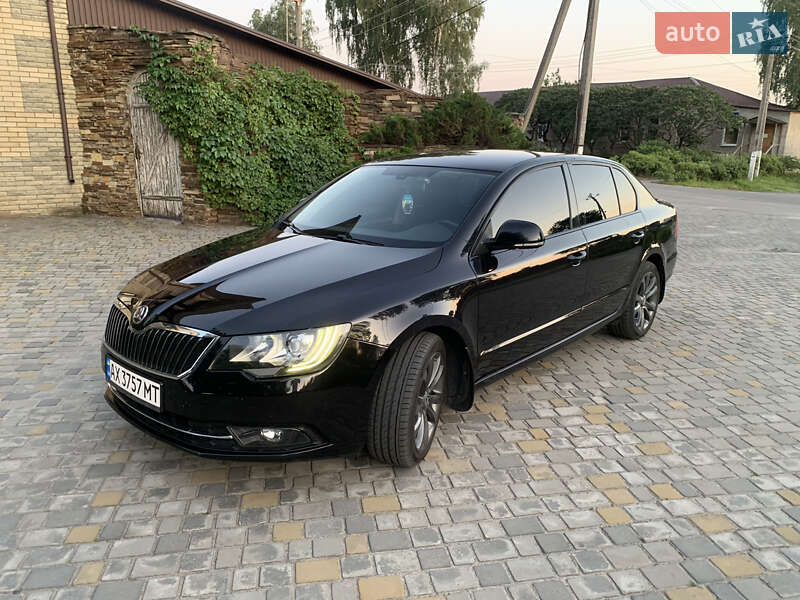 Лифтбек Skoda Superb 2013 в Харькове