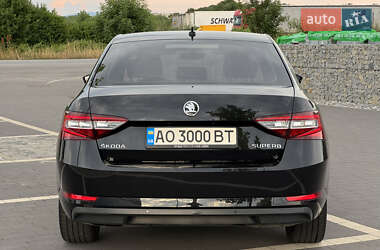 Лифтбек Skoda Superb 2019 в 