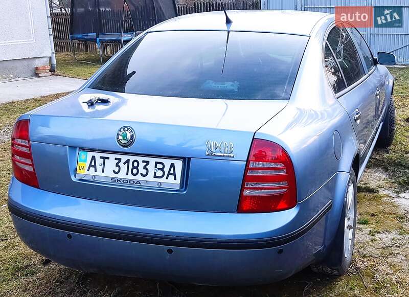 Лифтбек Skoda Superb 2005 в Коломые