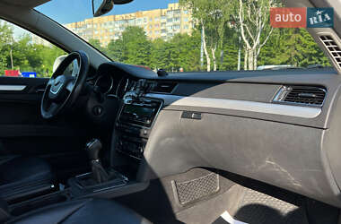 Лифтбек Skoda Superb 2012 в 
