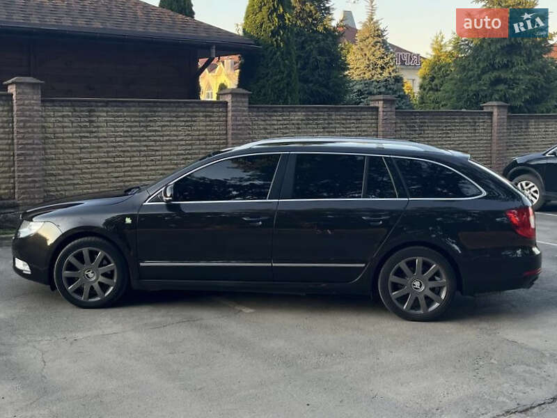 Універсал Skoda Superb 2012 в Умані